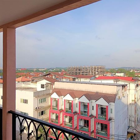 Seven Seas Condo Resort Beautiful Location ジョムティエンビーチ エクステリア 写真