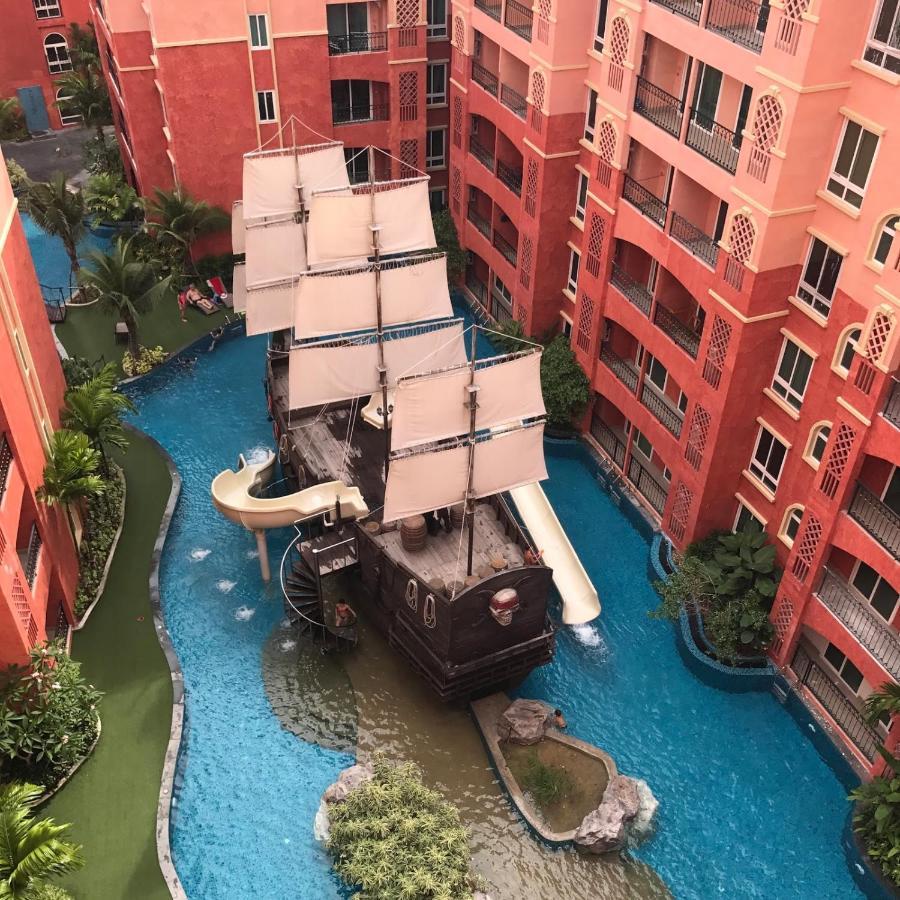 Seven Seas Condo Resort Beautiful Location ジョムティエンビーチ エクステリア 写真