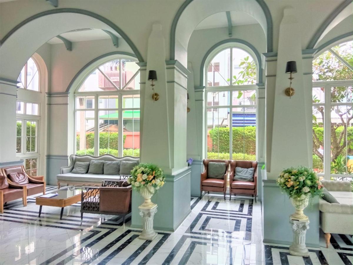 Seven Seas Condo Resort Beautiful Location ジョムティエンビーチ エクステリア 写真
